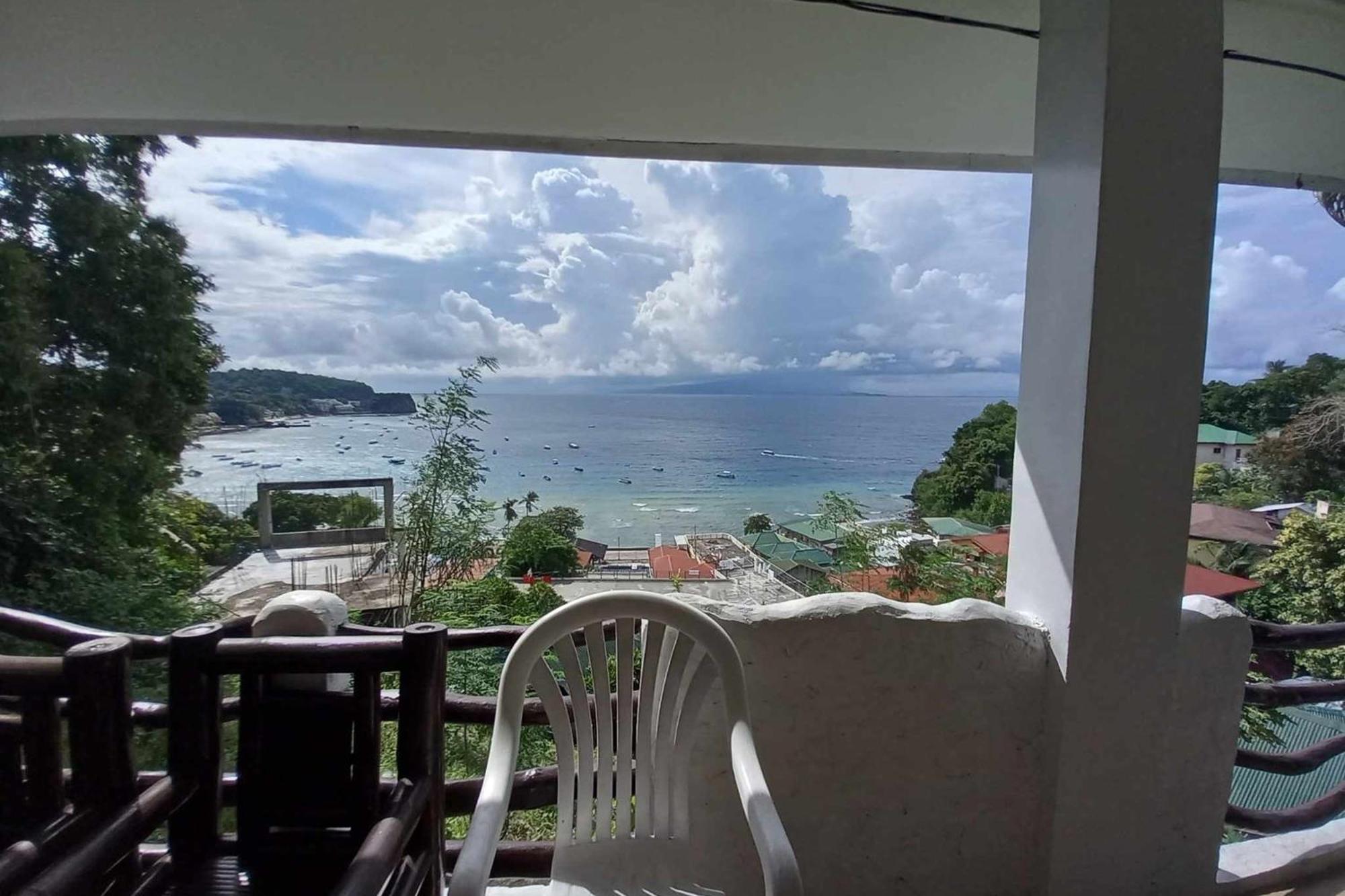 Bellevue Resort Puerto Galera Exterior foto